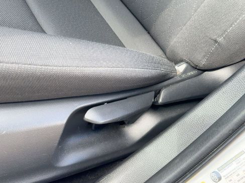 Used 2024 Toyota Corolla LE image 13