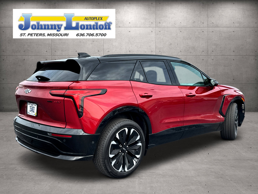 Used 2026 Chevrolet Blazer EV RS w/ Super Cruise Package AWD/4WD image 2