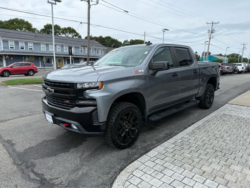 Used 2021 Chevrolet Silverado 1500 LT Trail Boss w/ Bed Protection Package AWD/4WD image 4