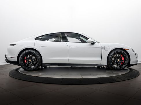Certified 2023 Porsche Taycan GTS AWD/4WD image 8