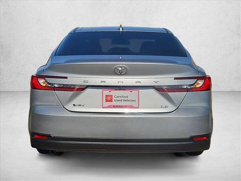 Used 2026 Toyota Camry LE w/ Convenience Package FWD image 7