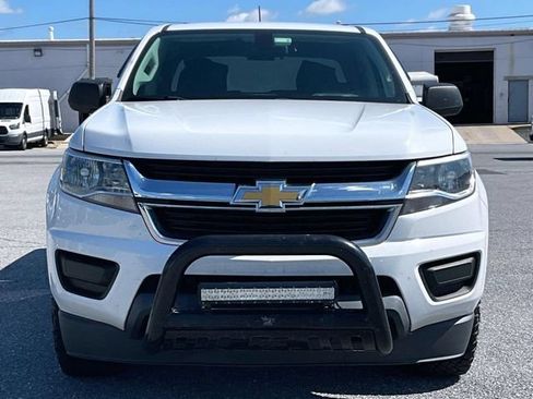 Used 2020 Chevrolet Colorado W/T w/ WT Convenience Package RWD image 4