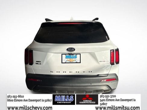 Used 2021 Kia Sorento EX w/ EX AWD X-Line Package image 6