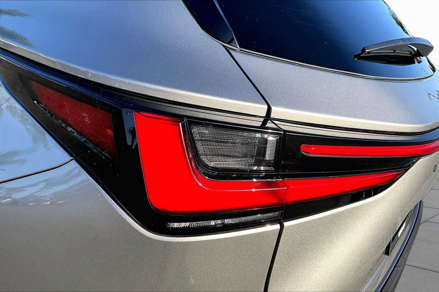 Certified 2024 Lexus NX 250 FWD image 27