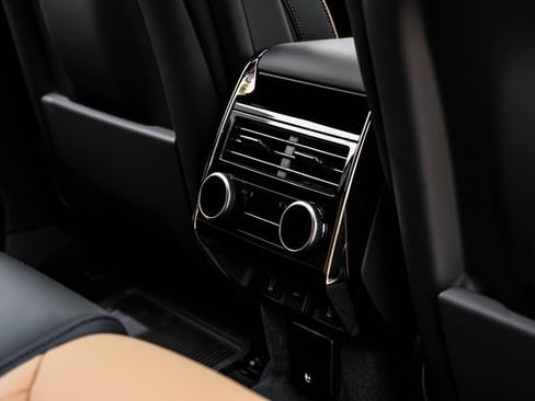 New 2026 Land Rover Range Rover Sport Dynamic SE AWD/4WD image 49