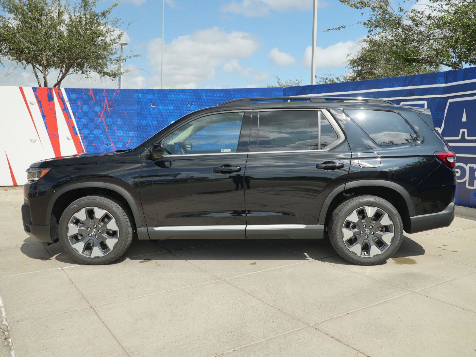 New 2026 Honda Pilot Elite image 10