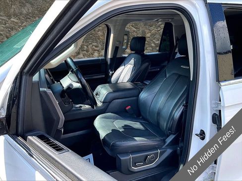 Used 2019 Ford Expedition Platinum AWD/4WD image 22