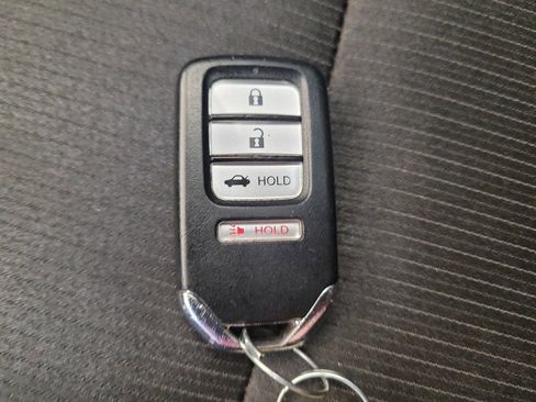Used 2019 Honda Accord Sport image 32