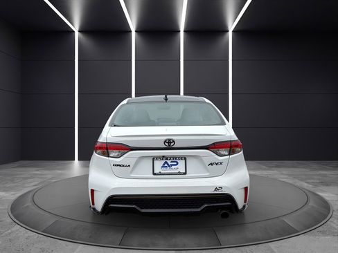Used 2022 Toyota Corolla SE FWD image 5