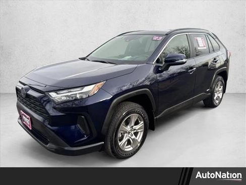 Used 2023 Toyota RAV4 XLE image 1