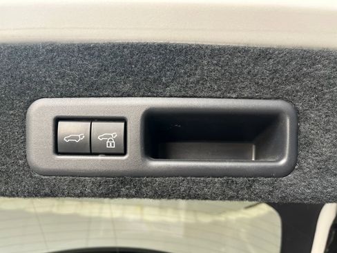 Used 2022 Lexus RX 450h AWD w/ Luxury Package image 14