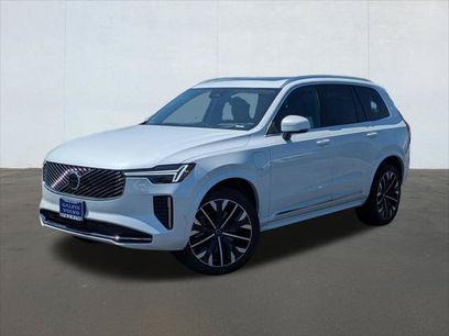 New 2026 Volvo XC90 T8 Ultra w/ Lounge Package