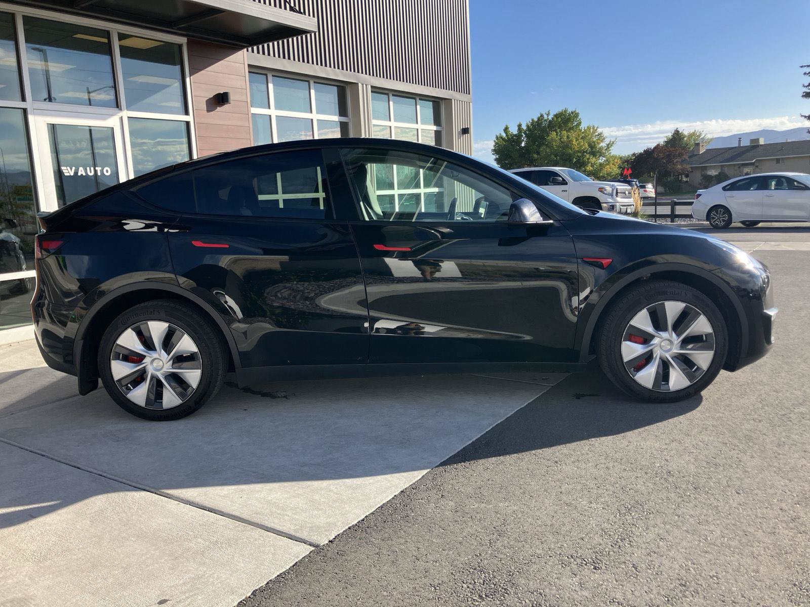 Used 2023 Tesla Model Y Long Range AWD/4WD image 9