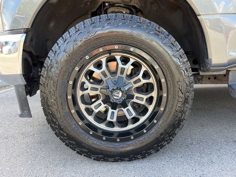 Used 2020 Ford F350 Lariat w/ Chrome Package AWD/4WD image 29