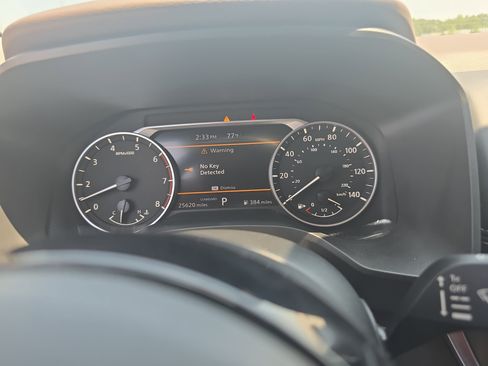 Used 2023 Nissan Rogue SV w/ SV Premium B Package FWD image 18