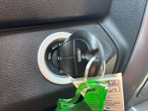 Used 2023 RAM 1500 Classic SLT w/ Trailer & Traction Group image 30