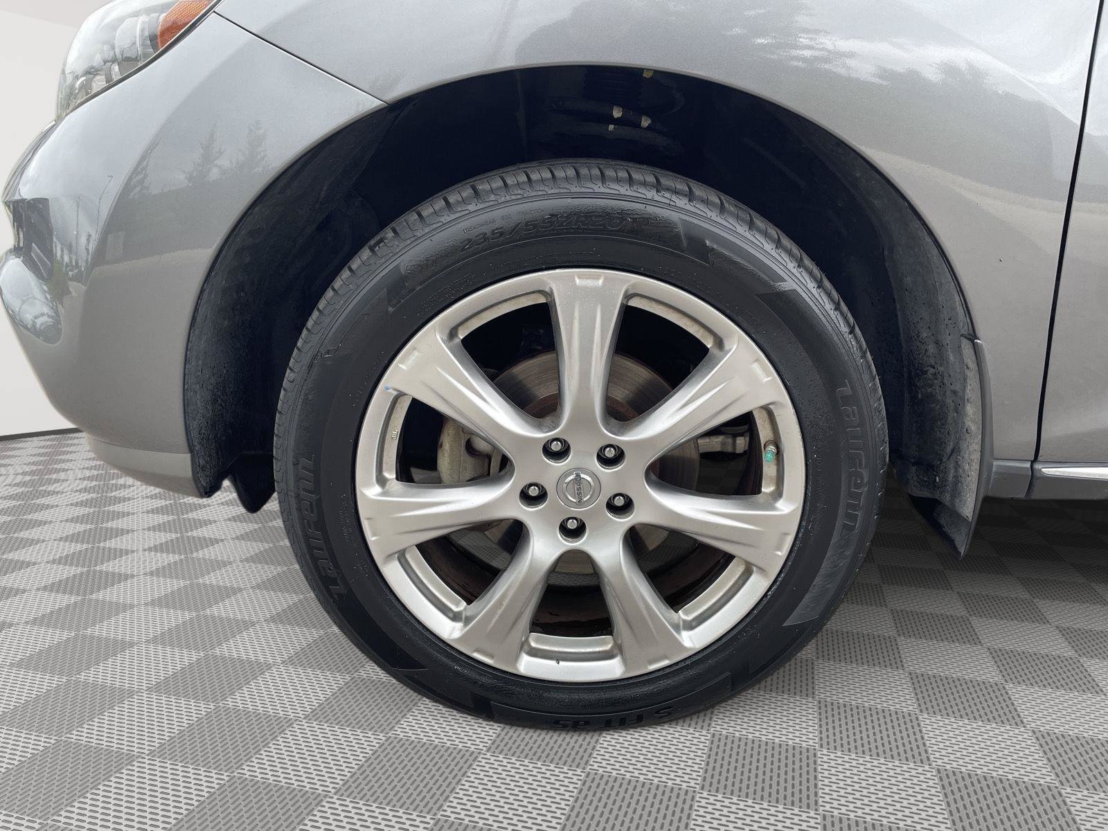 Used 2013 Nissan Murano LE w/ Platinum Pkg AWD/4WD image 8