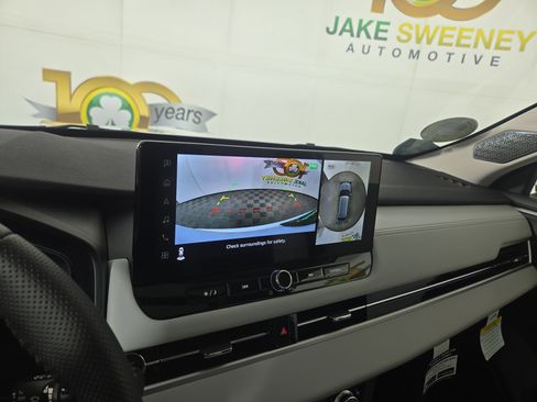 New 2025 Mitsubishi Outlander SE image 21