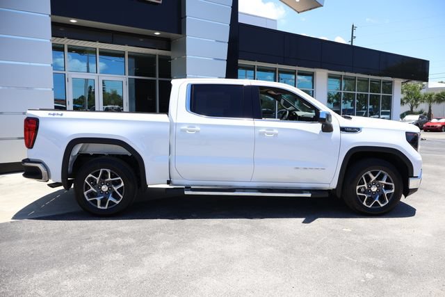 New 2026 GMC Sierra 1500 SLE w/ Max Trailering Package AWD/4WD image 9