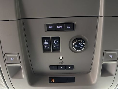 Used 2019 GMC Yukon XL Denali AWD/4WD image 33