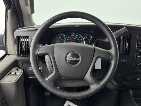 Used 2024 GMC Savana 2500 w/ Driver Convenience Package image 18