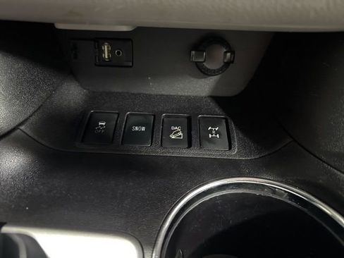 Used 2016 Toyota Highlander Limited Platinum AWD/4WD image 24