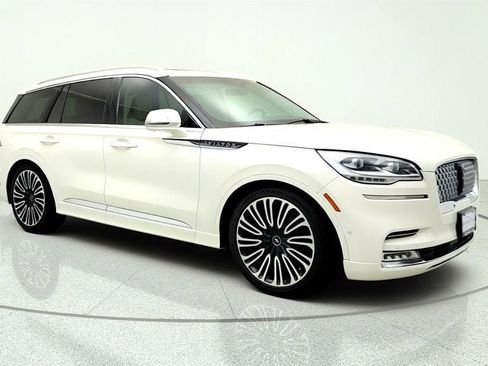Used 2020 Lincoln Aviator Black Label w/ Dynamic Handling Package AWD/4WD image 3