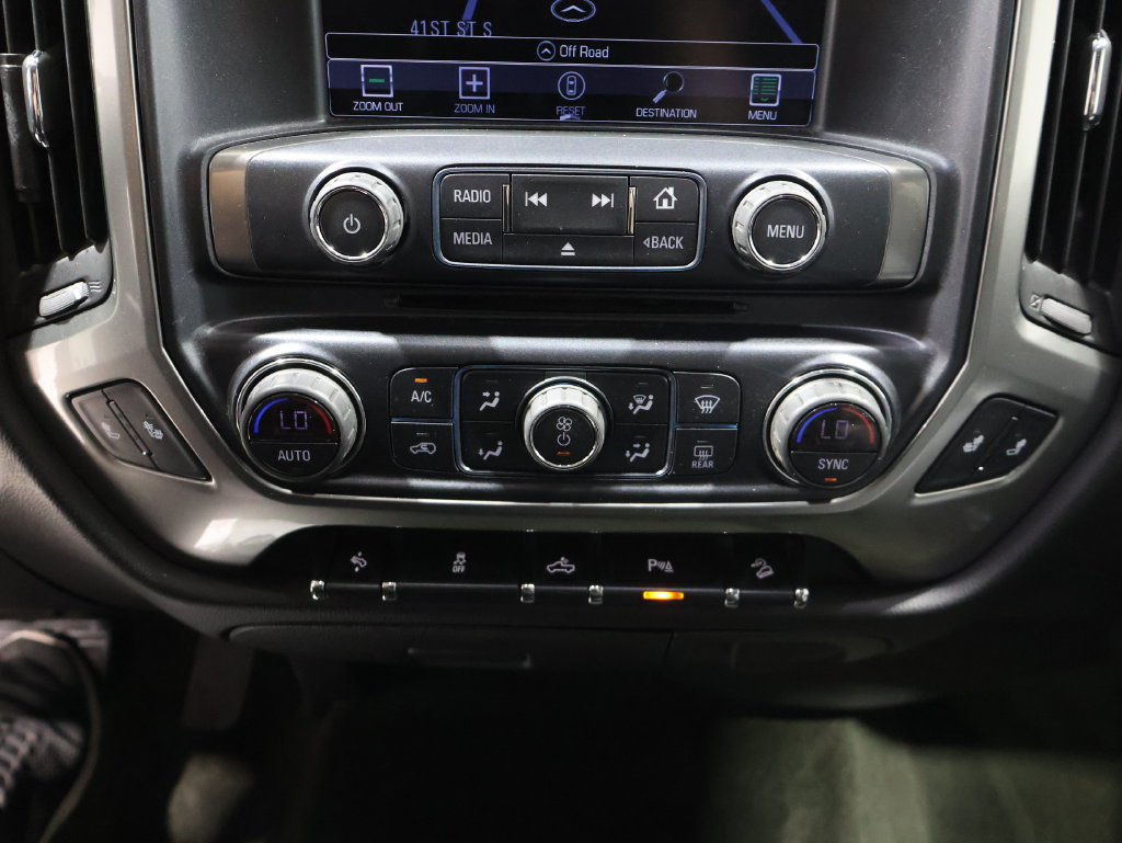 Used 2018 Chevrolet Silverado 1500 LT w/ All Star Edition AWD/4WD image 31