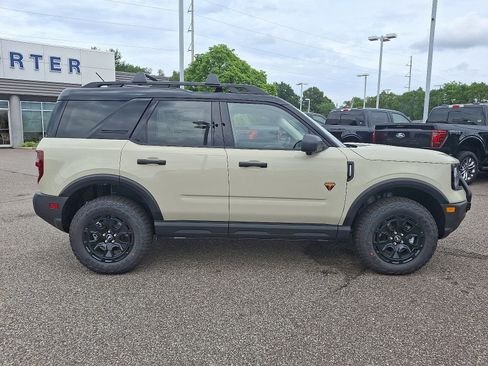 New 2025 Ford Bronco Sport Badlands w/ Sasquatch Badlands Package image 8
