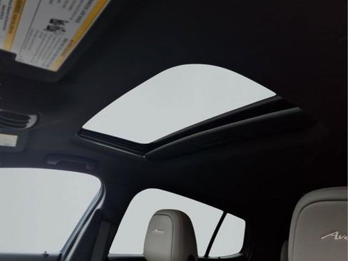 Used 2024 Buick Envista Avenir image 21