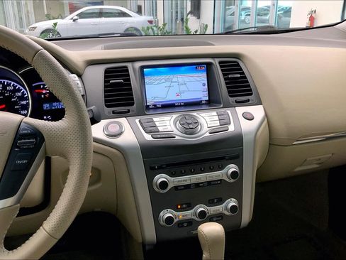 Used 2011 Nissan Murano SL w/ Navigation Pkg FWD image 6