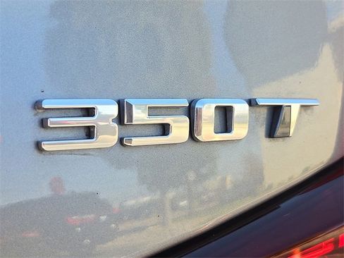 Certified 2024 Cadillac XT4 Luxury w/ LPO, Floor Liner Package image 34