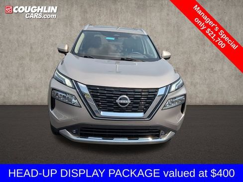 Used 2022 Nissan Rogue Platinum w/ Head-Up Display Package AWD/4WD image 2