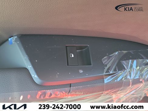 New 2027 Kia Sportage EX FWD image 16