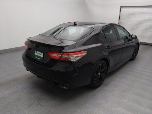 Used 2019 Toyota Camry SE FWD image 9