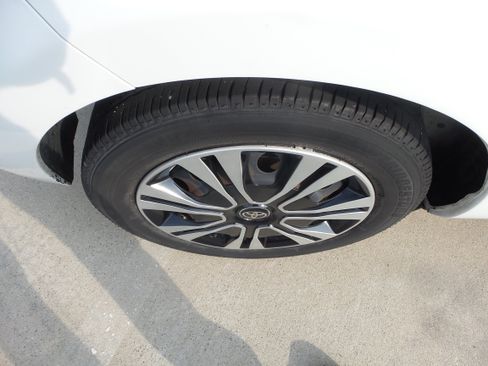 Used 2013 Toyota Prius C One FWD image 37