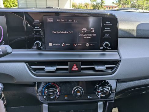 Certified 2025 Kia Seltos LX AWD/4WD image 22