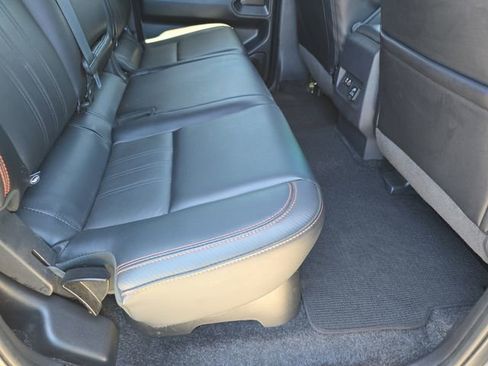 Used 2023 Nissan Frontier Pro-X w/ Pro-X Premium Package RWD image 12