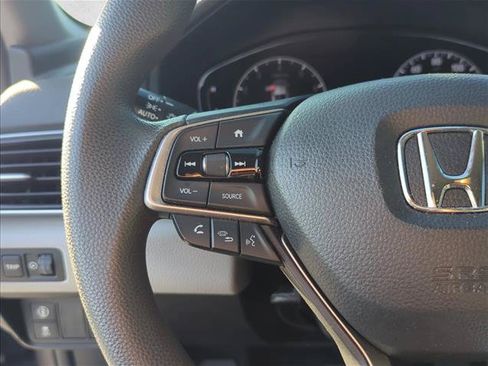 Used 2019 Honda Accord LX image 12