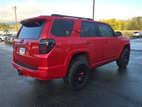 Used 2023 Toyota 4Runner TRD Sport image 8