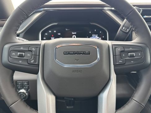 New 2026 GMC Sierra 2500 Denali w/ Denali Reserve Package image 23
