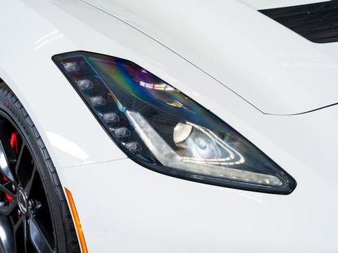 Used 2014 Chevrolet Corvette Stingray Convertible w/ 2LT Preferred Equipment Group RWD image 9