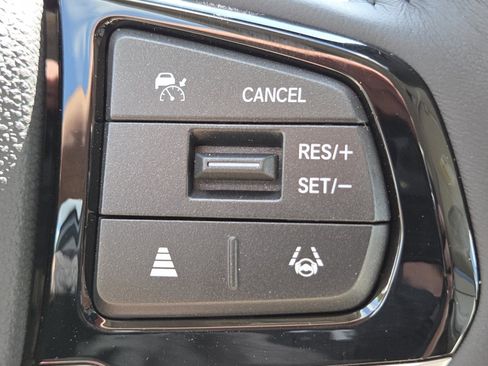New 2026 Honda Odyssey Touring image 8