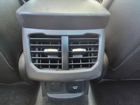 Used 2014 Ford Fusion SE w/ Equipment Group 502A FWD image 13