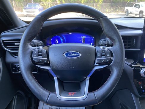 Used 2023 Ford Explorer ST w/ Equipment Group 401A AWD/4WD image 19