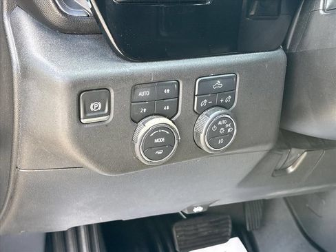 Used 2025 Chevrolet Silverado 1500 RST w/ Z71 Off-Road Package AWD/4WD image 27