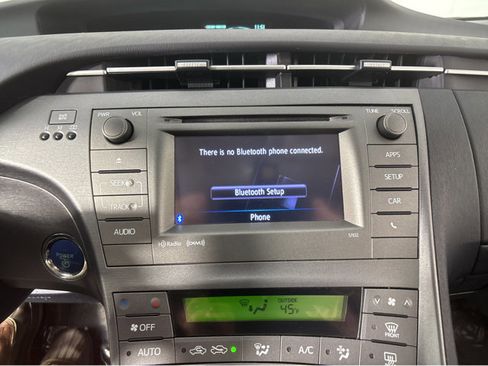 Used 2014 Toyota Prius Three image 6