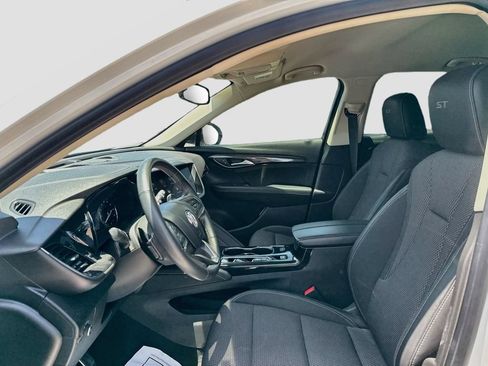 Used 2023 Buick Envision Preferred w/ Sport Touring Package AWD/4WD image 10