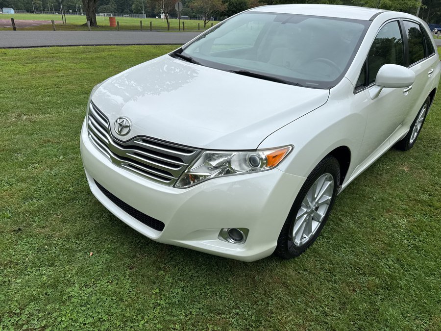 Used 2010 Toyota Venza AWD image 10