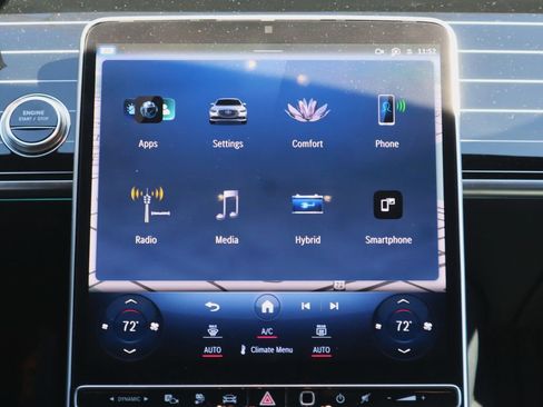 Used 2024 Mercedes-Benz S 580e 4MATIC Sedan image 15